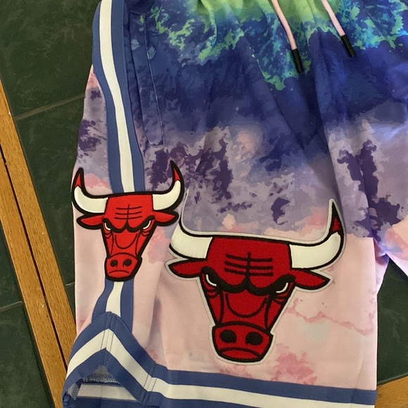 Multi Color Tie Die Bulls Shorts - Picture 6 of 6